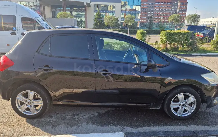 Toyota Auris 2008 года за 3 000 000 тг. в Петропавловск