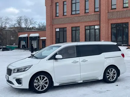 Kia Carnival 2019 года за 11 000 000 тг. в Петропавловск – фото 6