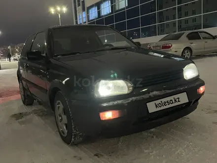 Volkswagen Golf 1993 года за 1 800 000 тг. в Караганда – фото 2