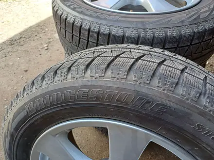 215/60R17 Bridgestone BLIZZAK REVO GZ. за 70 000 тг. в Алматы – фото 4