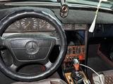 Mercedes-Benz C 180 1994 года за 750 000 тг. в Шахтинск – фото 4