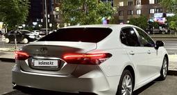 Toyota Camry 2023 года за 14 700 000 тг. в Астана – фото 4