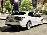 Toyota Camry 2023 годаүшін14 700 000 тг. в Астана – фото 2