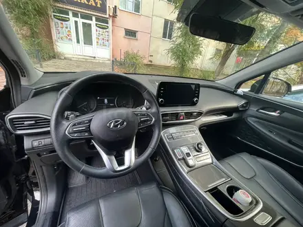 Hyundai Santa Fe 2023 года за 17 500 000 тг. в Уральск – фото 4