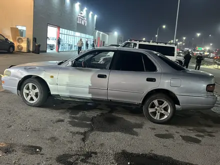 Toyota Camry 1994 года за 1 000 000 тг. в Алматы – фото 4