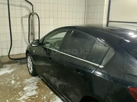 Chevrolet Cruze 2012 года за 3 500 000 тг. в Астана – фото 4