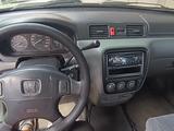Honda CR-V 1998 годаүшін3 600 000 тг. в Алматы – фото 4