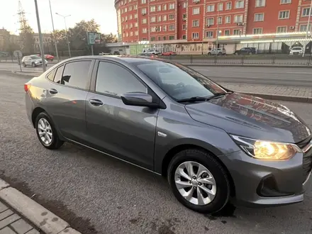 Chevrolet Onix 2023 года за 5 800 000 тг. в Астана – фото 4