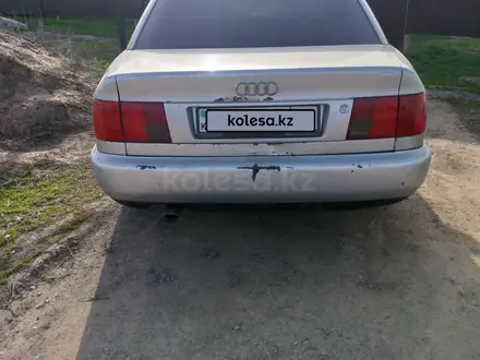 Audi A6 1994 года за 2 100 000 тг. в Аксай – фото 3