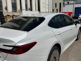 Toyota Camry 2026 года за 22 190 000 тг. в Астана – фото 4