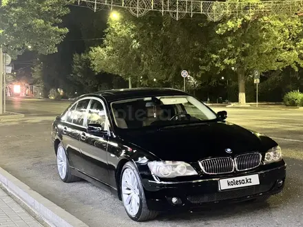 BMW 750 2005 года за 6 000 000 тг. в Алматы