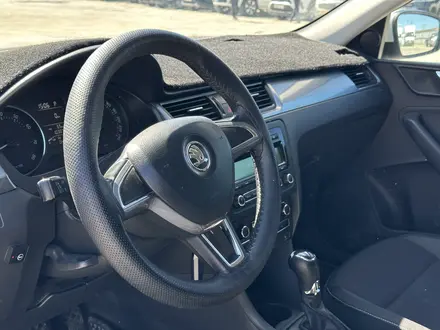 Skoda Rapid 2014 года за 5 600 000 тг. в Атырау – фото 12