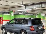 Toyota Highlander 2002 года за 6 200 000 тг. в Алматы – фото 2