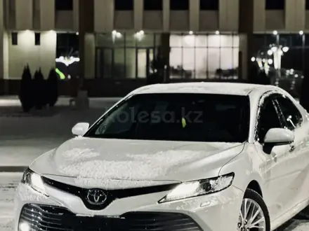 Toyota Camry 2019 года за 14 700 000 тг. в Шиели – фото 3