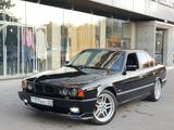Бампер M — Tech для BMW E34 5 Series за 55 000 тг. в Алматы