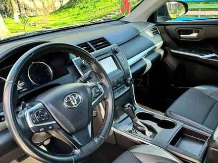 Toyota Camry 2016 года за 11 200 000 тг. в Алматы – фото 6