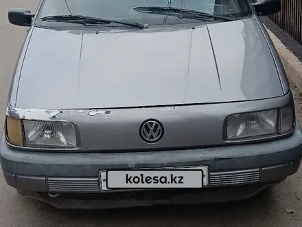 Volkswagen Passat 1992 года за 900 000 тг. в Уральск – фото 4