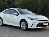 Toyota Camry 2025 года за 20 000 000 тг. в Шымкент – фото 3