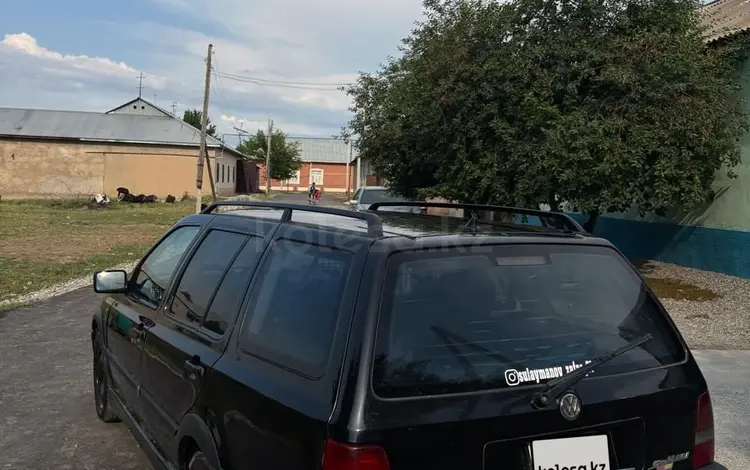Volkswagen Golf 1996 годаүшін1 800 000 тг. в Шымкент