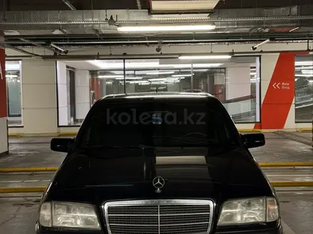 Mercedes-Benz C 280 1996 года за 3 500 000 тг. в Алматы – фото 2