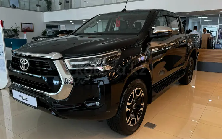 Toyota Hilux 2023 годаfor26 880 000 тг. в Шымкент