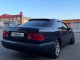 Mercedes-Benz E 200 1997 года за 3 200 000 тг. в Павлодар – фото 4