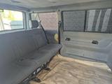 Volkswagen Caravelle 1992 года за 2 000 000 тг. в Алматы – фото 4