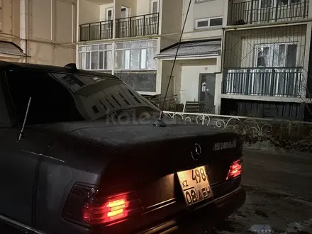 Mercedes-Benz E 230 1991 года за 1 850 000 тг. в Тараз – фото 7