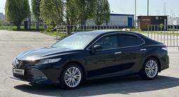 Toyota Camry 2018 года за 14 000 000 тг. в Алматы – фото 2