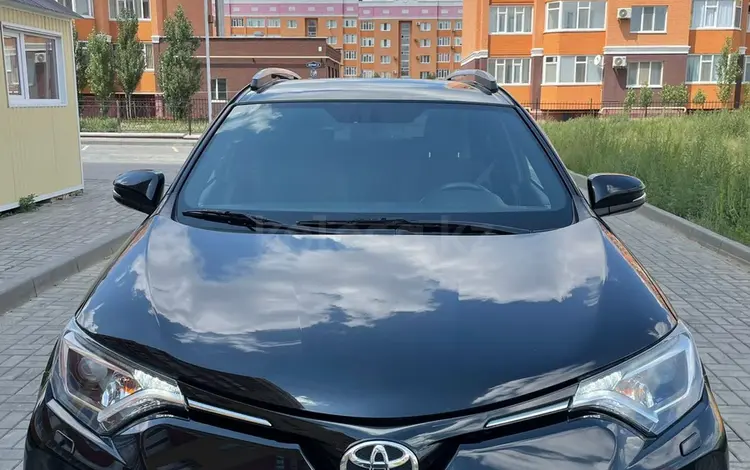 Toyota RAV4 2018 годаүшін11 900 000 тг. в Актобе