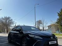 Toyota Camry 2021 года за 16 800 000 тг. в Шымкент