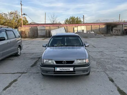 Opel Vectra 1995 года за 2 750 000 тг. в Шымкент – фото 2