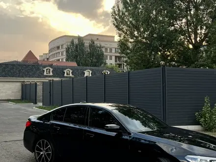 BMW 530 2019 года за 22 000 000 тг. в Алматы – фото 20