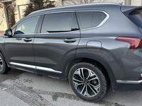 Hyundai Santa Fe 2019 годаfor15 000 000 тг. в Шымкент