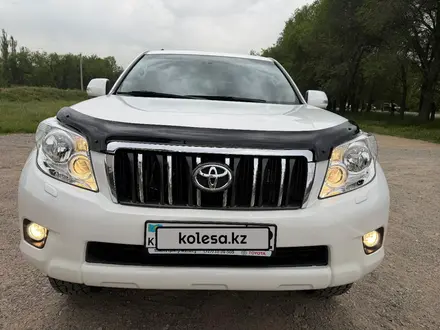 Toyota Land Cruiser Prado 2011 года за 14 000 000 тг. в Алматы – фото 10