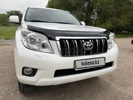 Toyota Land Cruiser Prado 2011 года за 14 000 000 тг. в Алматы – фото 34