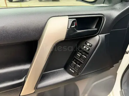 Toyota Land Cruiser Prado 2011 года за 14 000 000 тг. в Алматы – фото 35