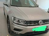 Volkswagen Tiguan 2019 года за 10 500 000 тг. в Атырау – фото 3