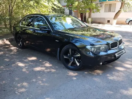 BMW 735 2002 года за 5 000 000 тг. в Уральск – фото 13