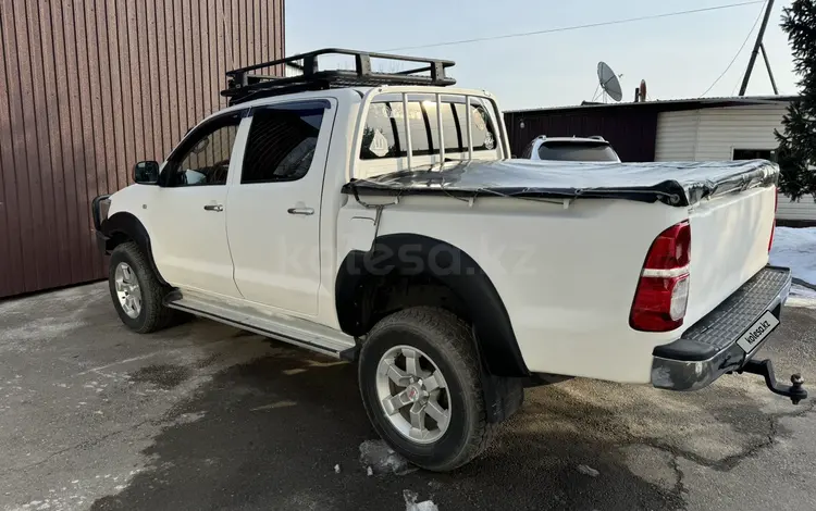 Toyota Hilux 2006 годаfor7 500 000 тг. в Алматы