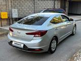 Hyundai Elantra 2020 года за 6 800 000 тг. в Шымкент – фото 3