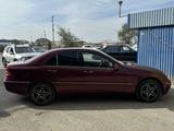 Mercedes-Benz C 320 2000 годаүшін2 222 222 тг. в Актау – фото 3