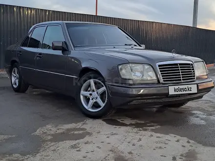 Mercedes-Benz E 200 1995 года за 2 200 000 тг. в Кызылорда – фото 4