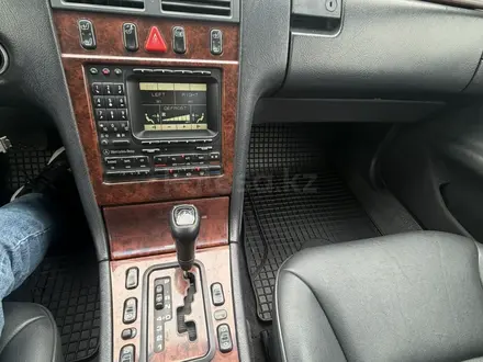 Mercedes-Benz E 320 1998 года за 6 800 000 тг. в Алматы – фото 20