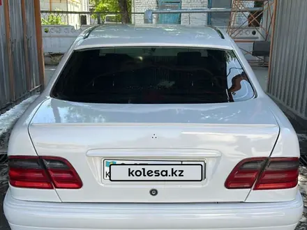 Mercedes-Benz E 230 1997 года за 2 000 000 тг. в Тараз
