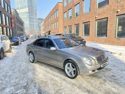 Mercedes-Benz E 320 2004 года за 5 300 000 тг. в Алматы – фото 4