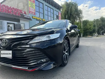 Toyota Camry 2020 года за 15 500 000 тг. в Алматы – фото 17