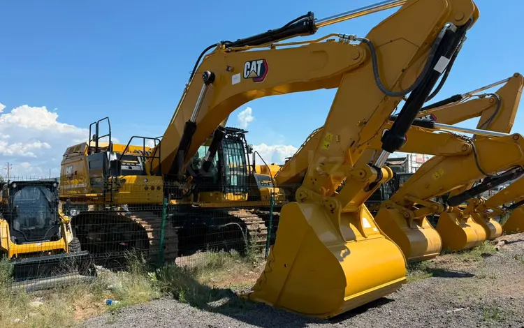 Caterpillar 2026 года за 1 000 000 тг. в Алматы
