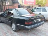 Mercedes-Benz E 230 1992 года за 1 400 000 тг. в Тараз – фото 5