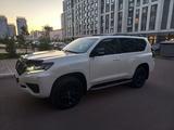 Toyota Land Cruiser Prado 2021 года за 29 500 000 тг. в Астана